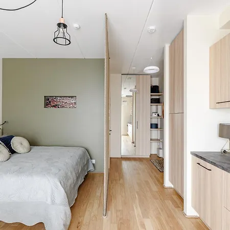 Center, Studio, 514 * Wilna